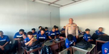 Kapolsek Bantargebang Laksanakan Program Jaga Pelajar di SMK Al Bahri, Tekankan Pencegahan Tawuran dan Kenakalan Remaja